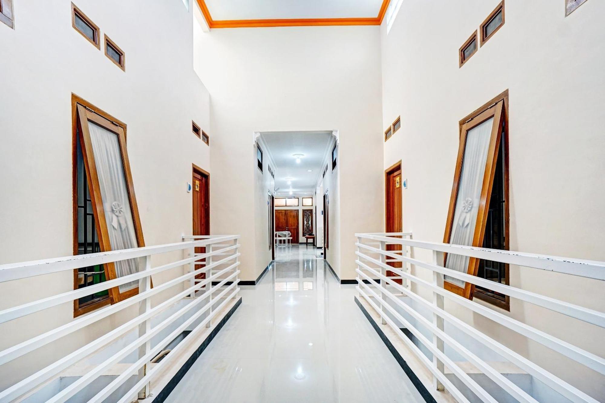 Avisha Syariah Hotel